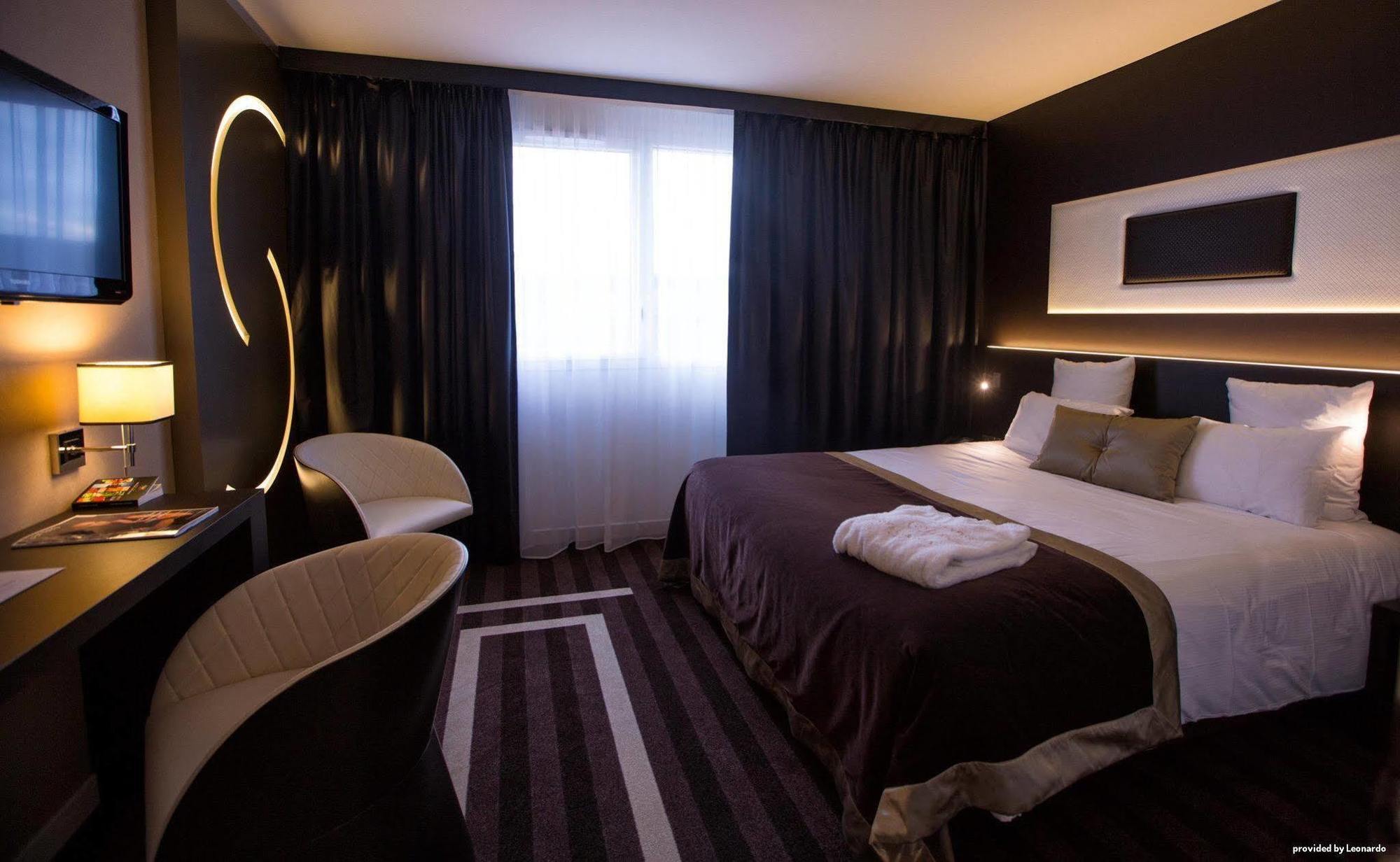 Le Colisée Hotel&spa Hotel Saint-Herblain